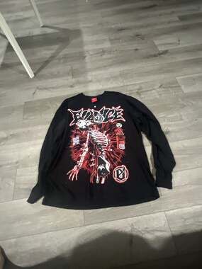 Evil Vice Nail Escape Skeleton Graphic Long Sleeve T-Shirt